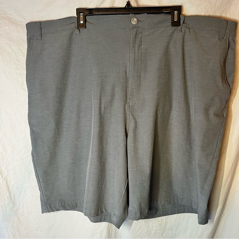 PGA Tour Casual Shorts Men's Size 50 Gray Golf Outing Dad Summer Outdoors